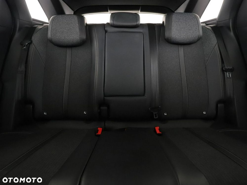 Peugeot 3008 2.0 BlueHDi Allure S&S - 19