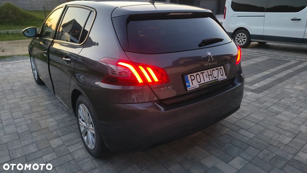 Peugeot 308 PureTech 110 Stop & Start Style - 13