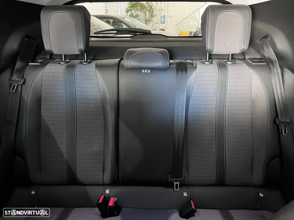 Peugeot 2008 1.2 PureTech Allure Pack - 6
