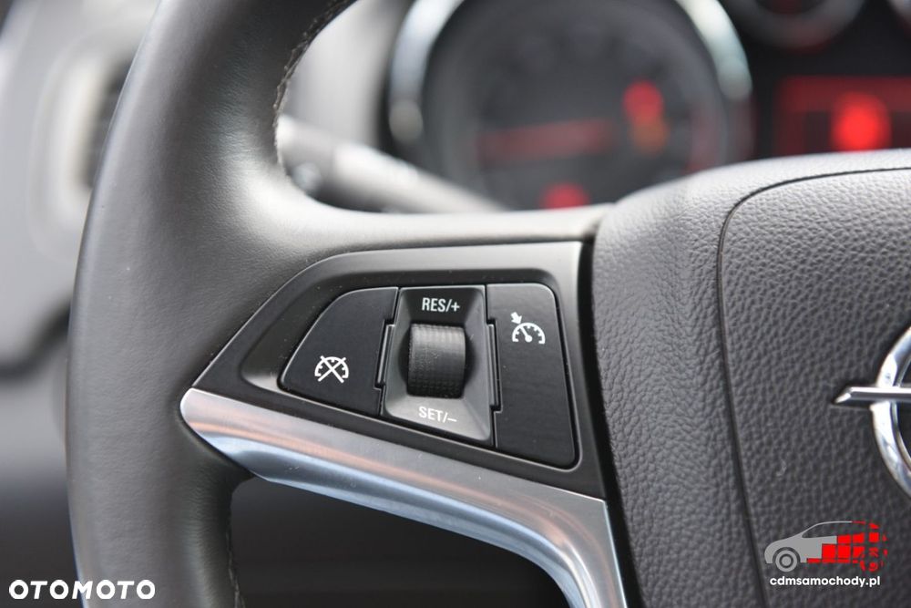 Opel Insignia - 31