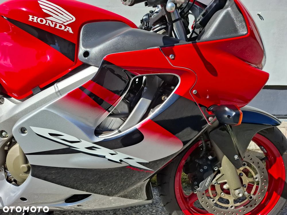 Honda CBR - 11