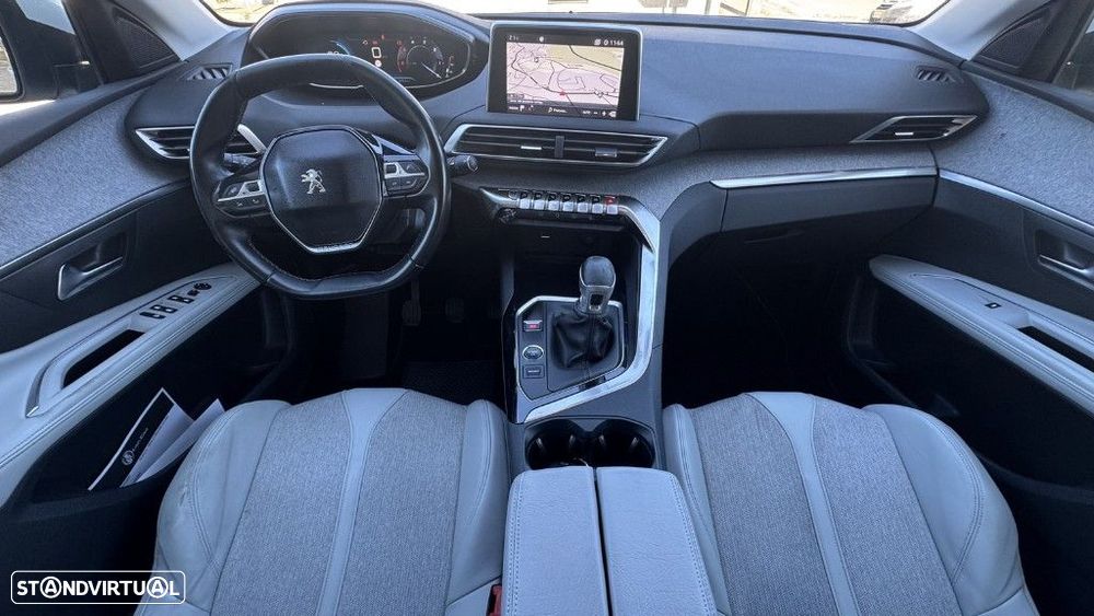 Peugeot 5008 1.5 BlueHDi Allure - 19