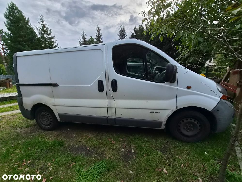 Renault Trafic - 2