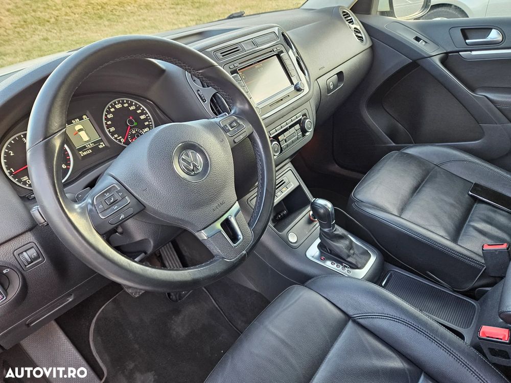 Volkswagen Tiguan 2.0 TDI DPF 4Motion BlueMotion Technology DSG Lounge Track & Style - 18