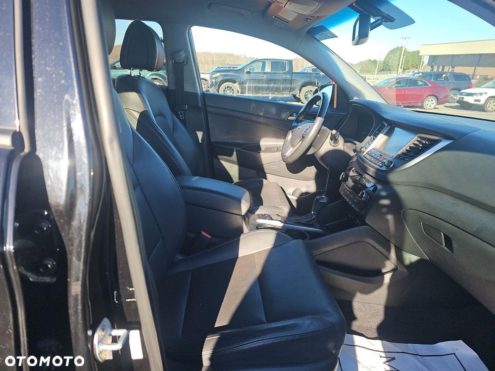 Hyundai Tucson 1.6 Turbo 4WD DCT Advantage - 10