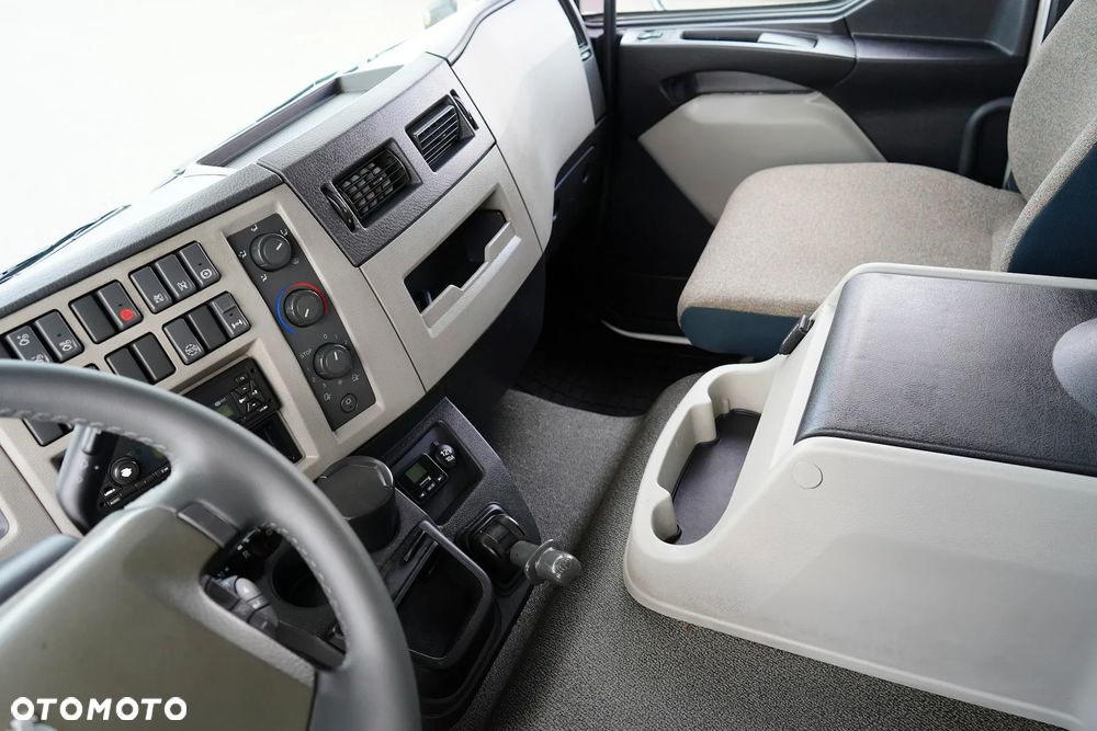 Volkswagen FL / 280 / ACC / E 6 / ZESTAW PRZEJAZDOWY 120 M3 / ŁADOWNOŚĆ 12 750 KG, - 9