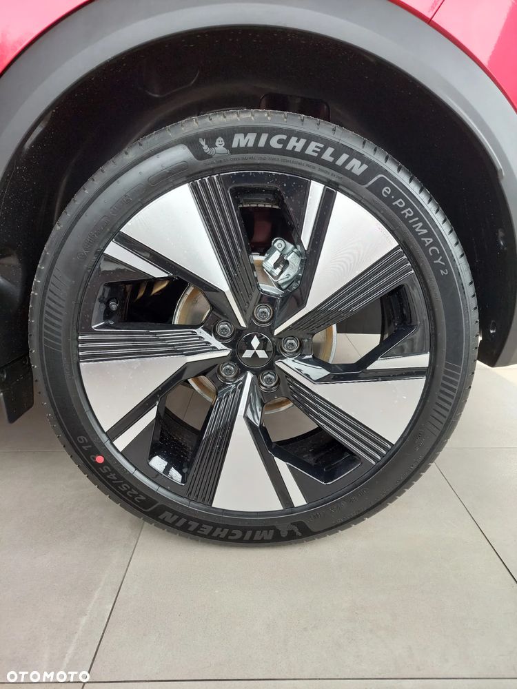 Mitsubishi Grandis - 14