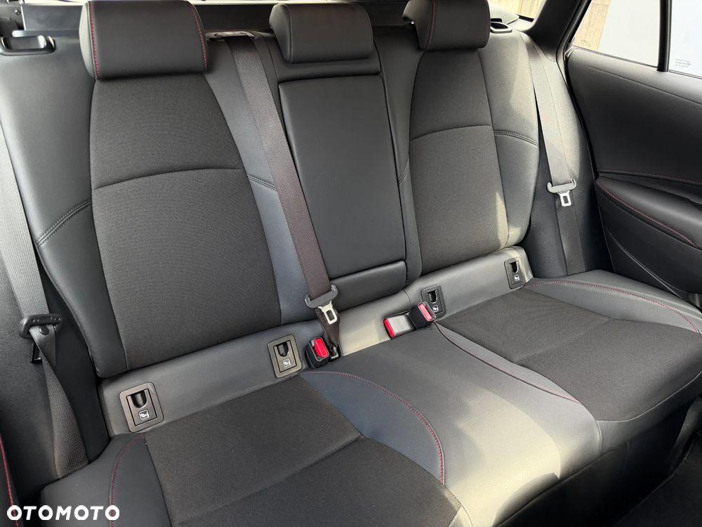 Toyota Corolla 2.0 Hybrid GR Sport - 25