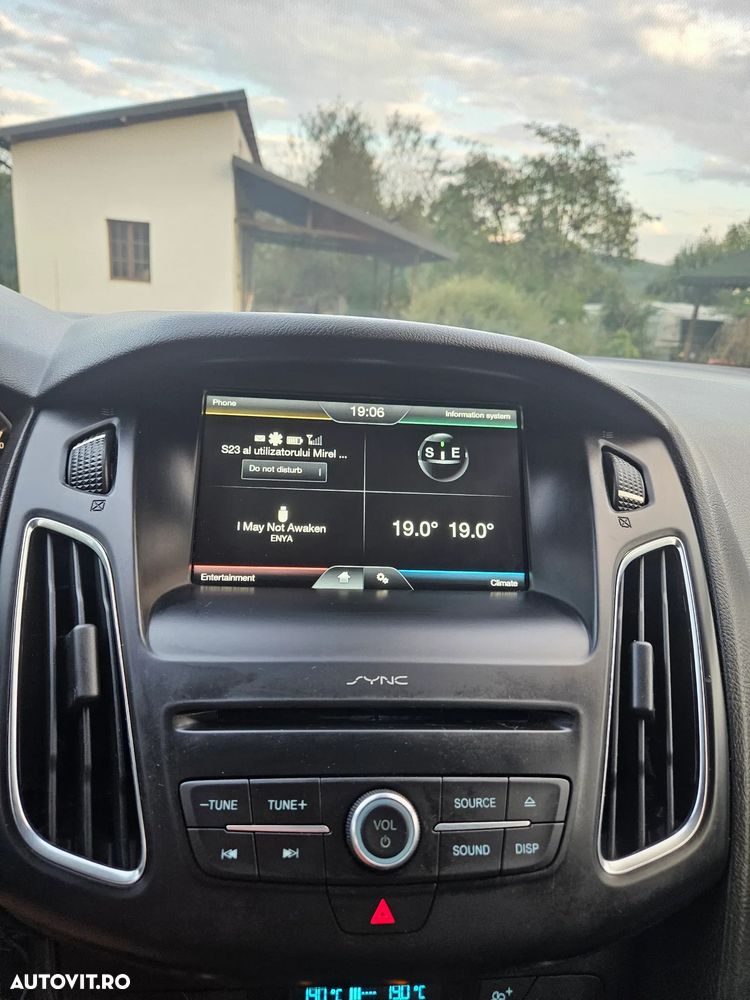 Ford Focus 1.0 EcoBoost Start Stop Titanium - 5