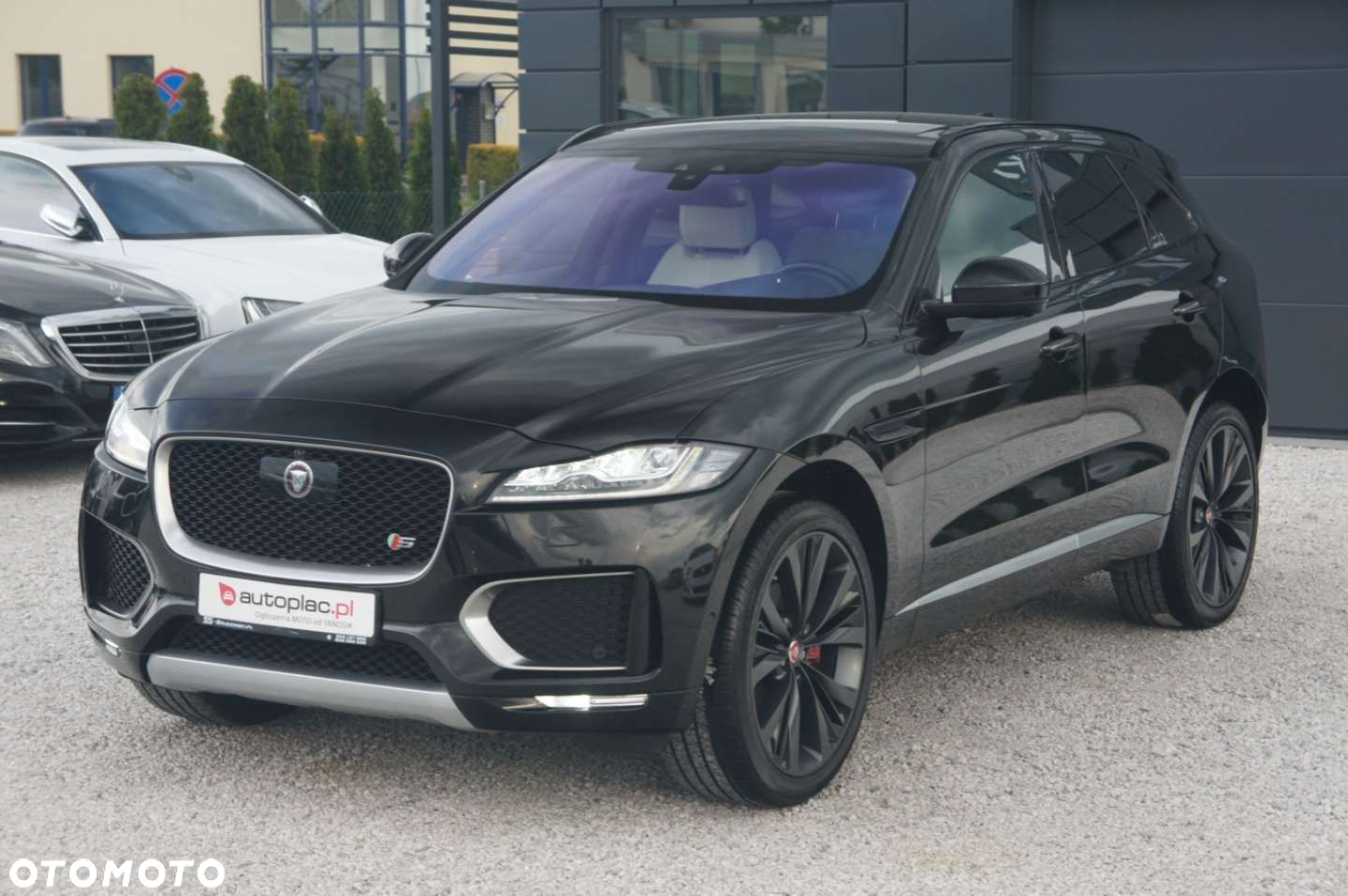 Jaguar F-Pace - 4