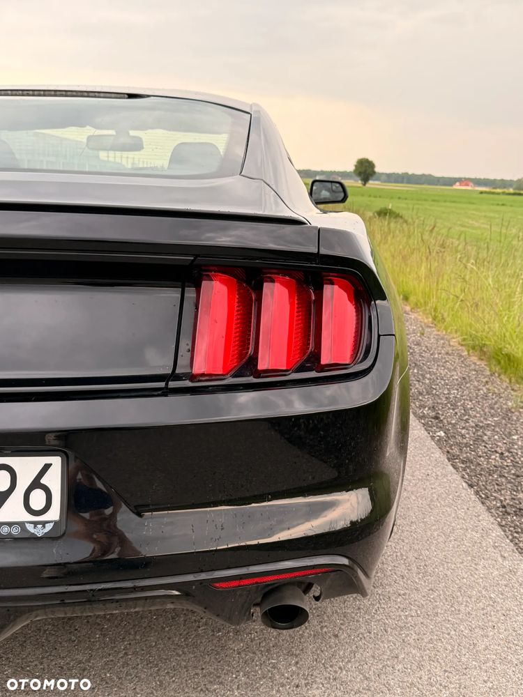 Ford Mustang 3.7 V6 Premium - 15