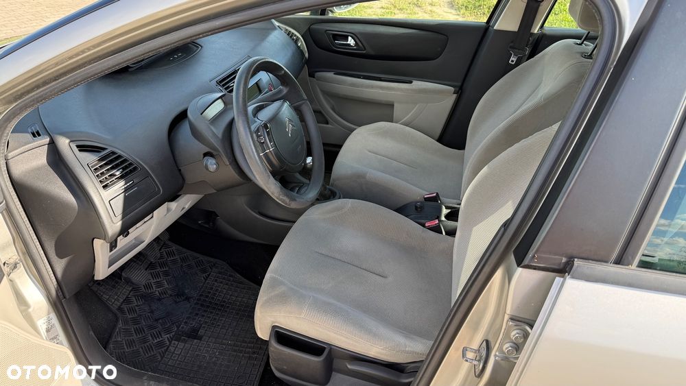 Citroën C4 1.6 HDi SX - 6