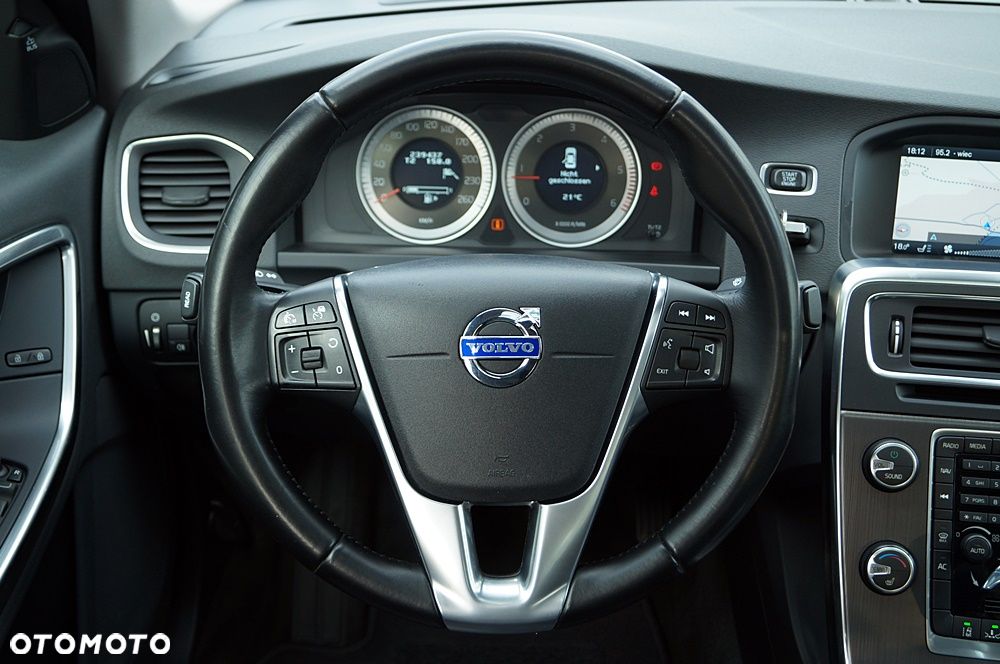 Volvo S60 D5 Summum - 22