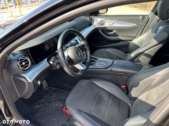 Mercedes-Benz Klasa E 220 d 4-Matic AMG - 12