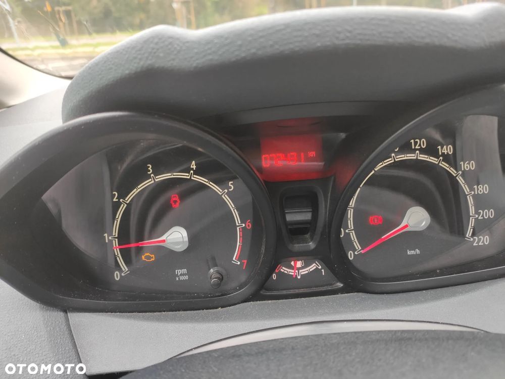 Ford Fiesta - 20
