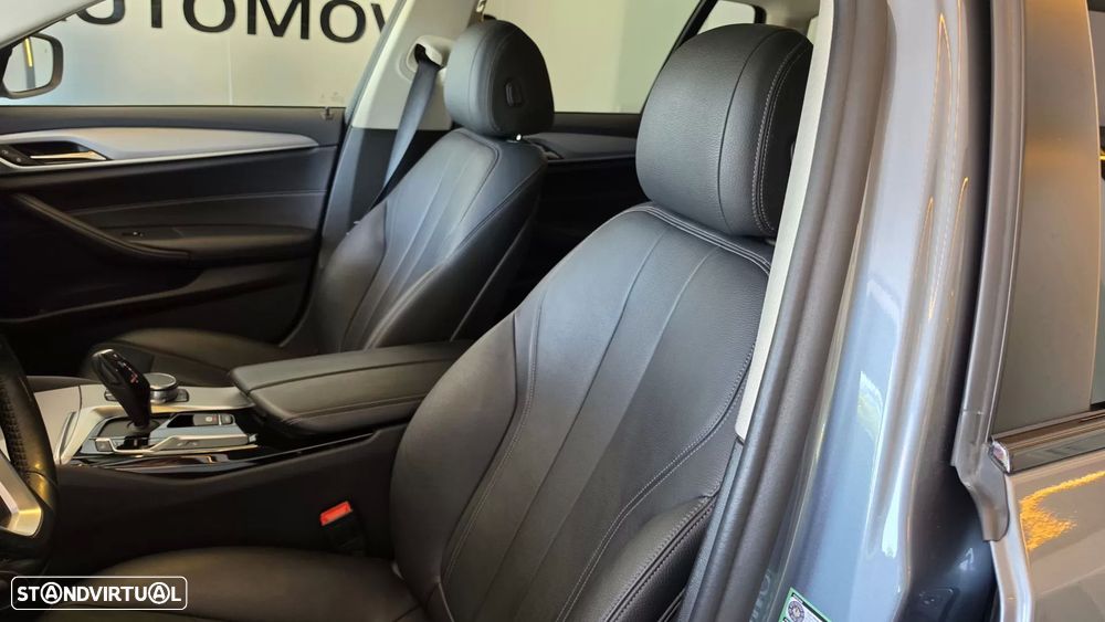 BMW 530 d xDrive Line Luxury Auto - 43