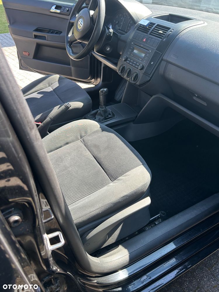 Volkswagen Polo - 9
