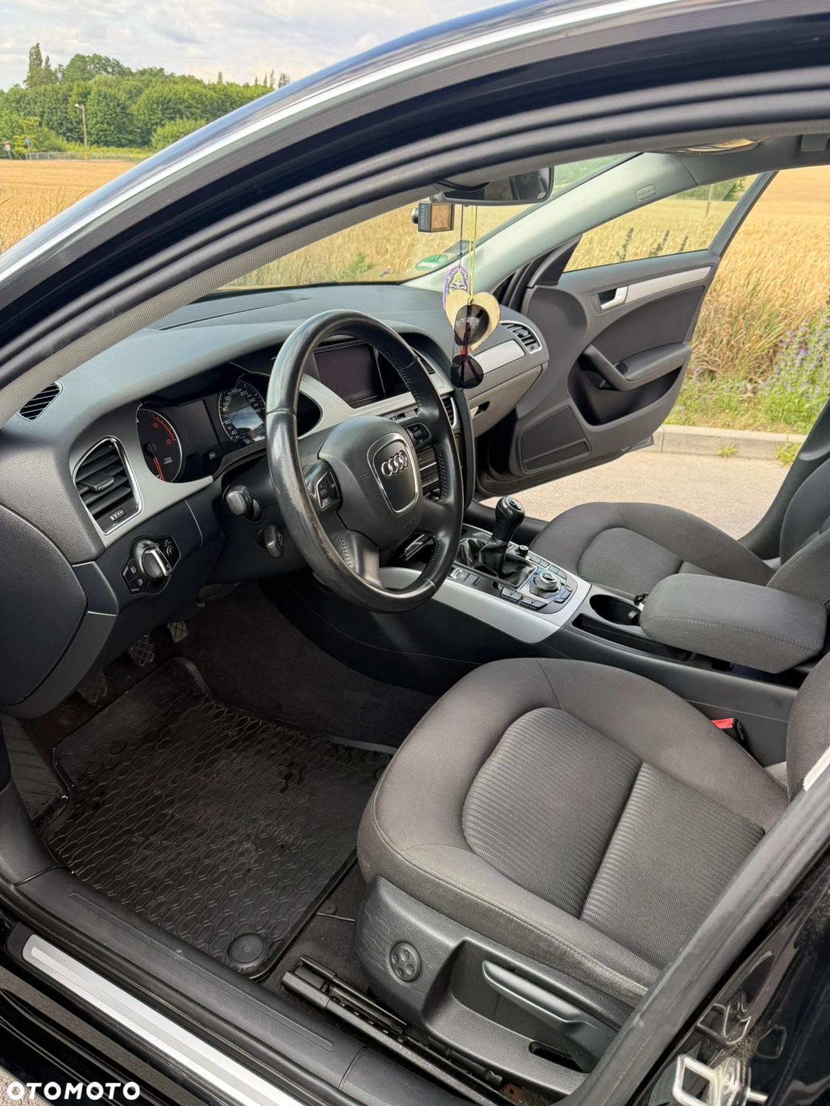 Audi A4 2.0 TDI - 10