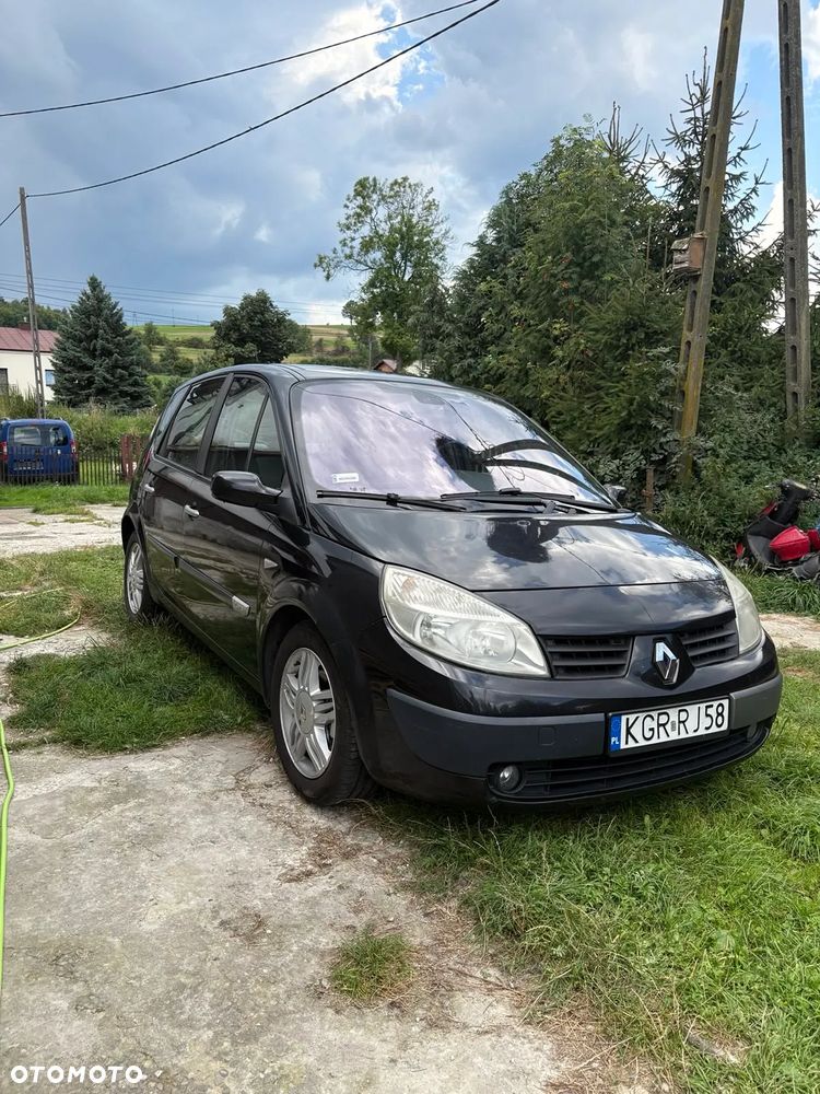 Renault Scenic - 1