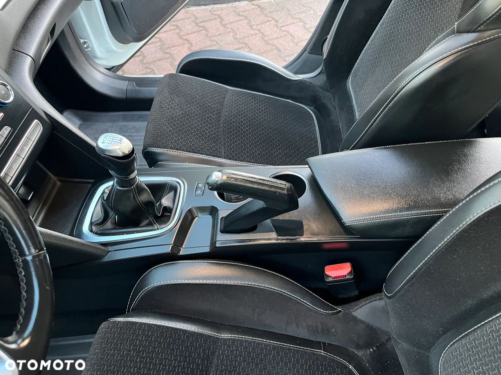 Renault Megane 1.5 Blue dCi Intens - 15