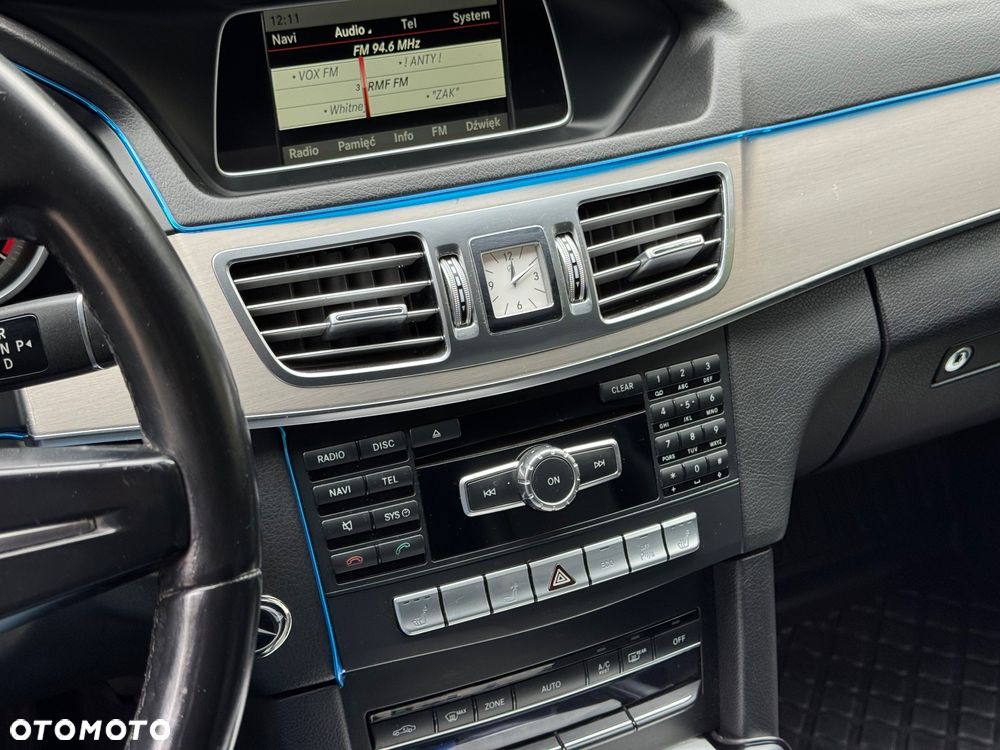 Mercedes-Benz Klasa E 200 BlueTEC 7G-TRONIC - 15