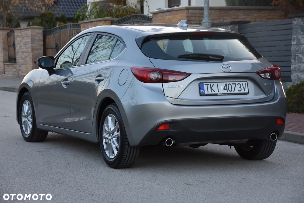 Mazda 3 - 8