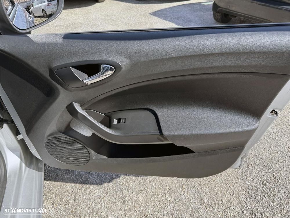 SEAT Ibiza 1.4 TDI Reference Ecomotive - 24