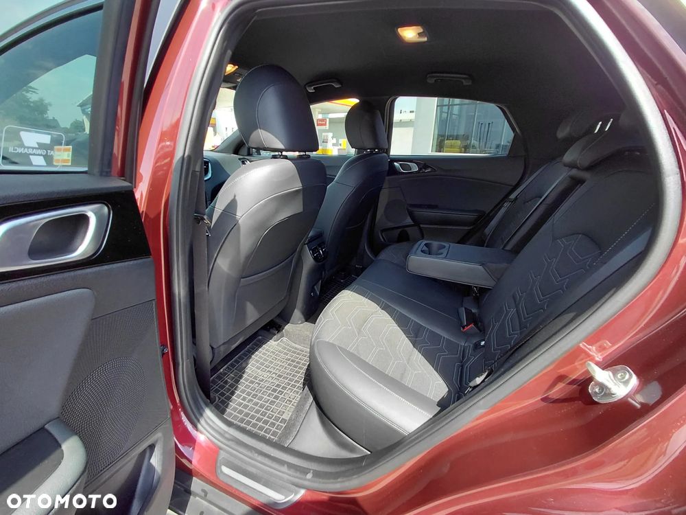 Kia XCeed - 21