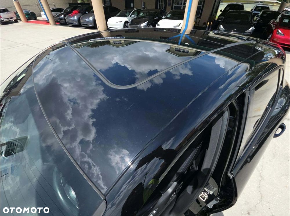 Porsche Macan Standard - 10