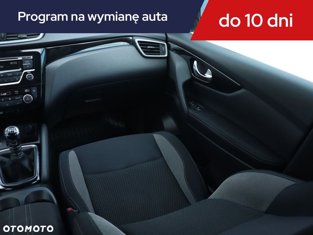 Nissan Qashqai - 10