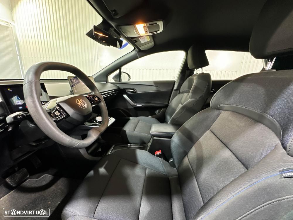 MG MG4 51 kWh Standard - 9