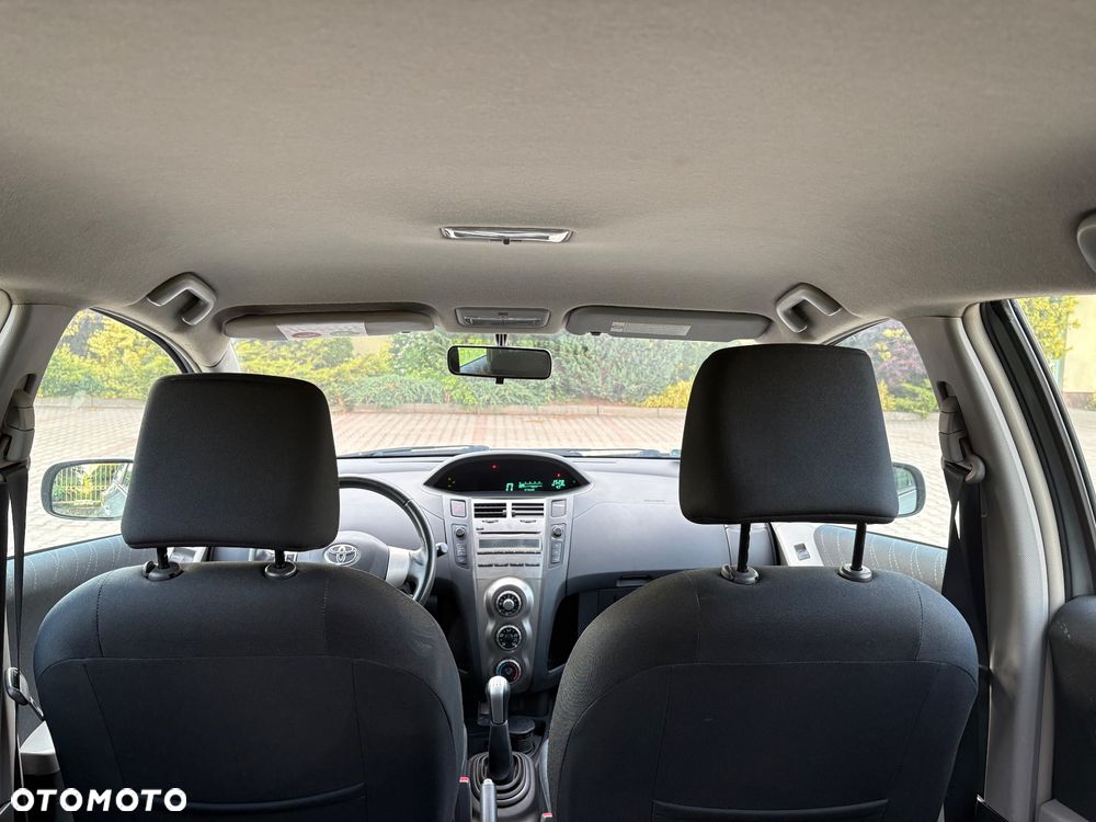 Toyota Yaris 1.4 D-4D Luna - 8