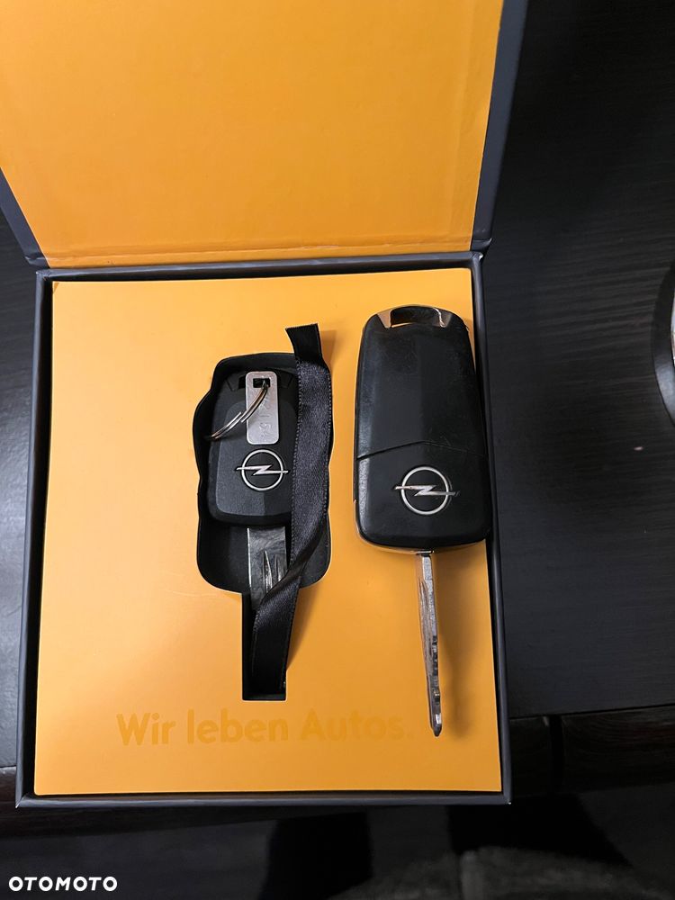 Opel Antara 2.2 CDTI Cosmo - 24