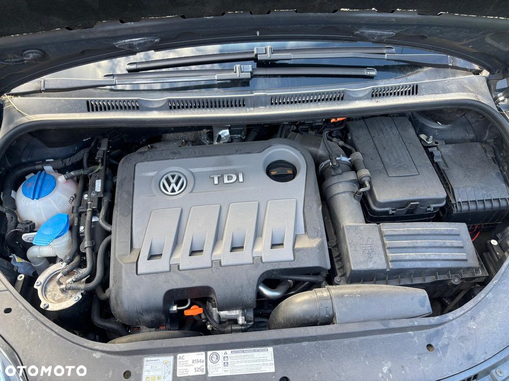 Volkswagen Golf Plus 2.0 TDI Highline - 24