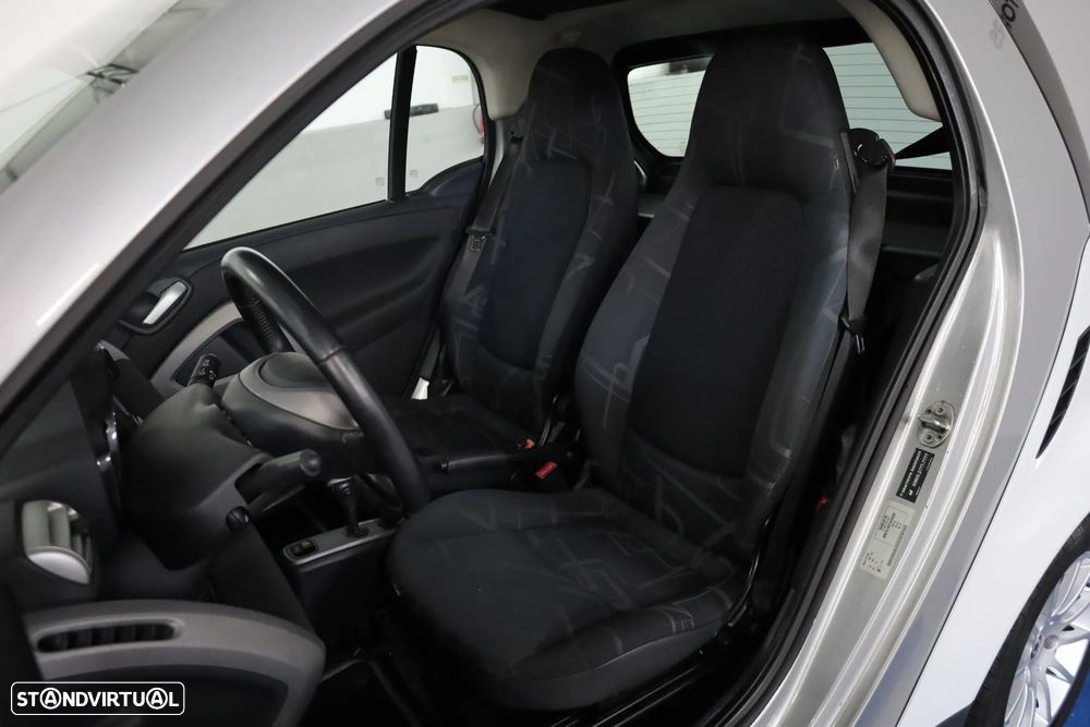 Smart ForTwo Coupé 1.0 mhd Passion 71 - 12