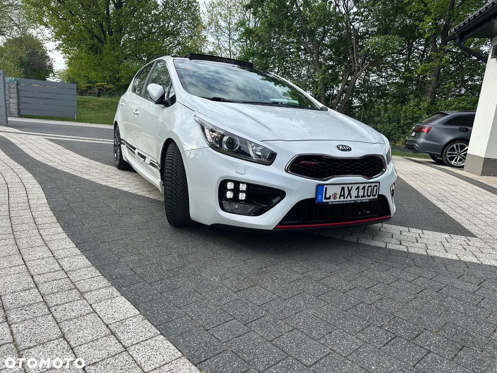 Kia Ceed 1.6 T-GDI GT XL - 21