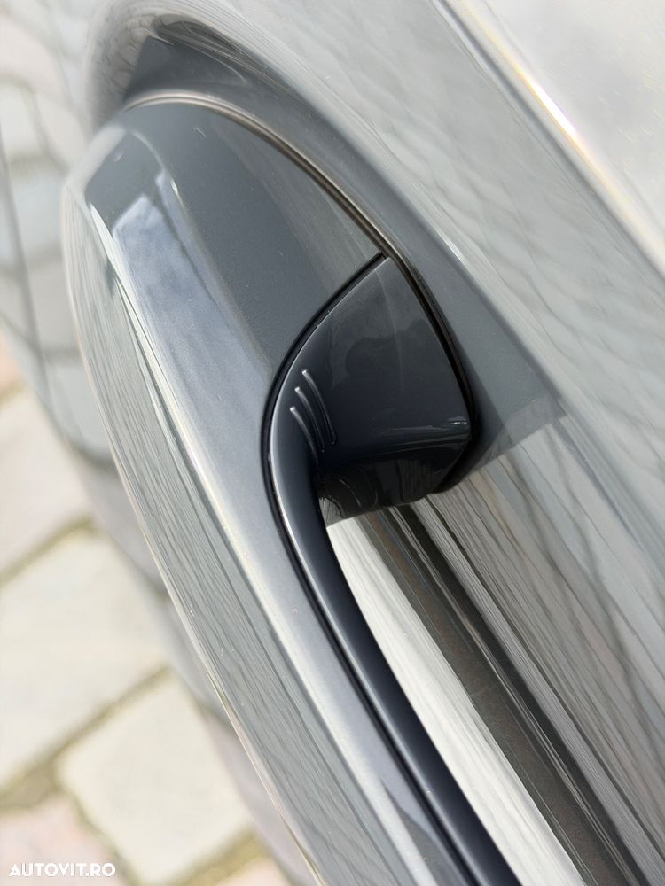 BMW Seria 3 330e Aut. M Sport - 27
