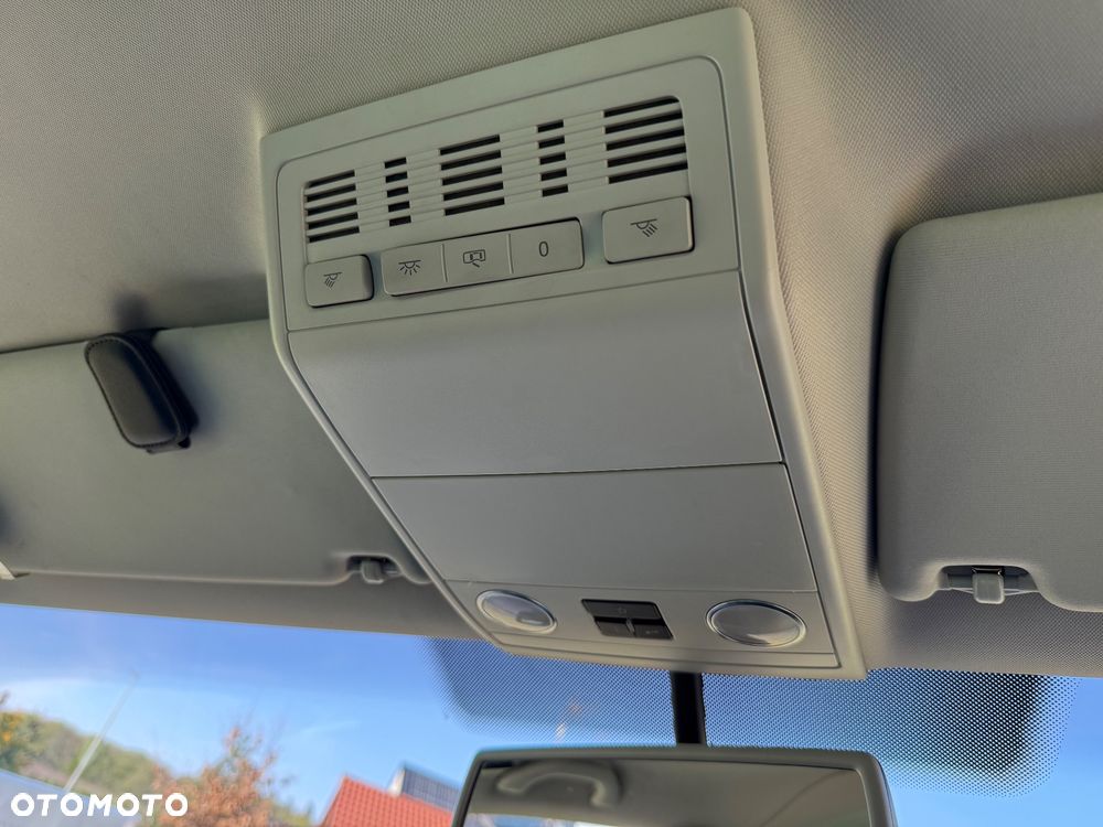 Volkswagen Multivan 2.0 TSI L1 Comfortline - 13
