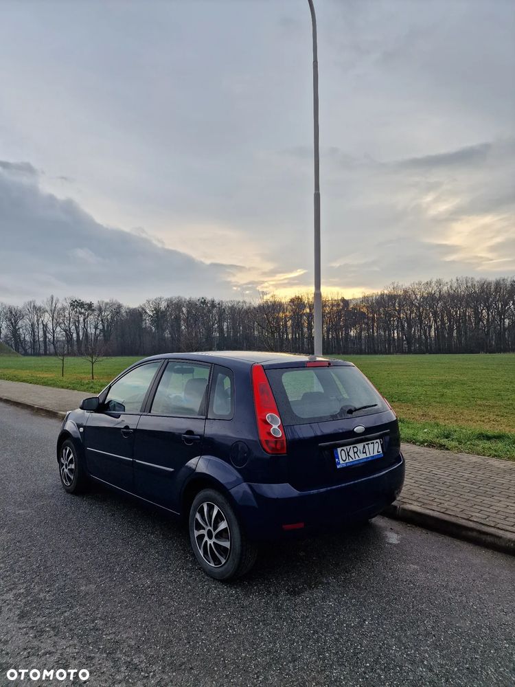 Ford Fiesta 1.3 - 5