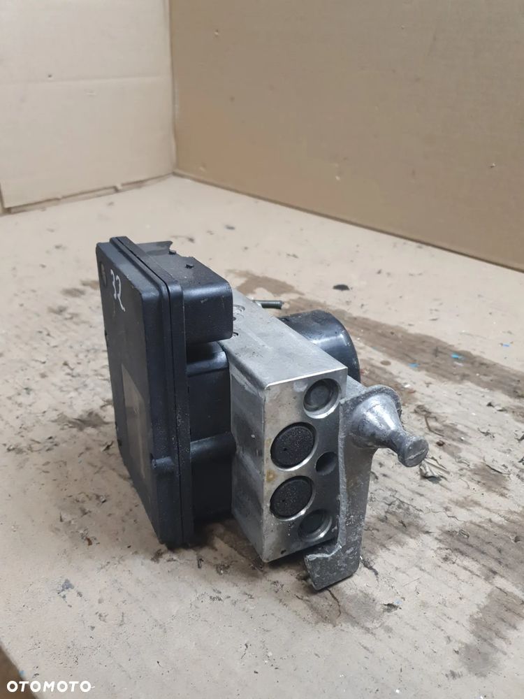 POMPA ABS MERCEDES W203 nr A0365454032 / A0064310312 - 2