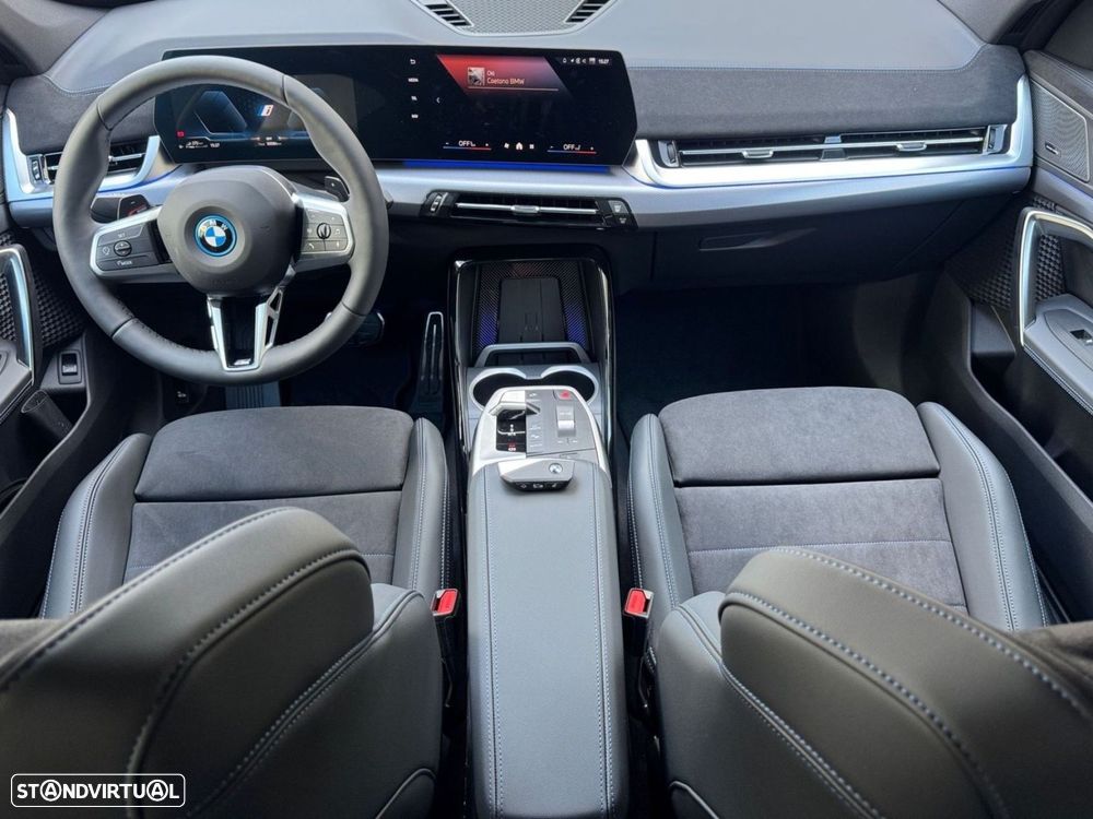 BMW X1 xDrive25e Pack Desportivo M - 10