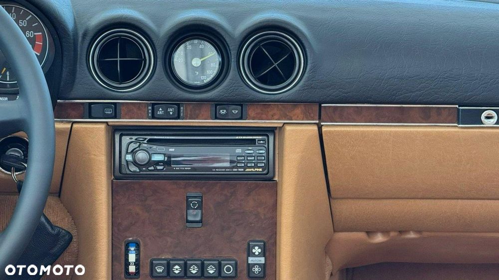 Mercedes-Benz SL - 34