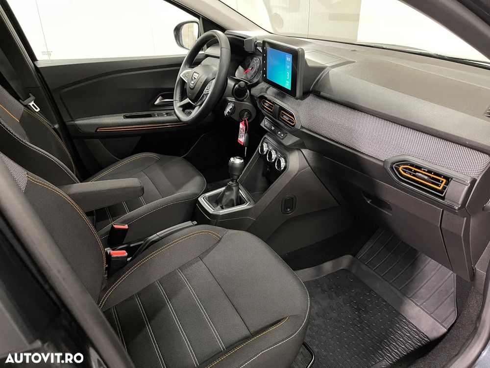 Dacia Sandero Stepway TCe 90 MT6 Comfort - 10