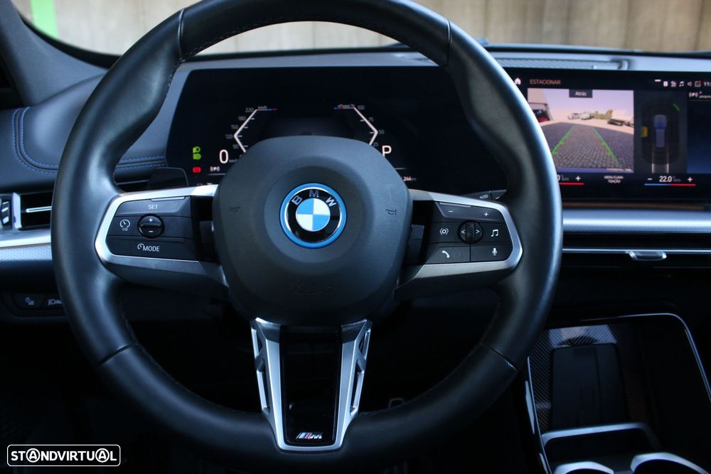 BMW iX1 xDrive30 Pack Desportivo M - 20