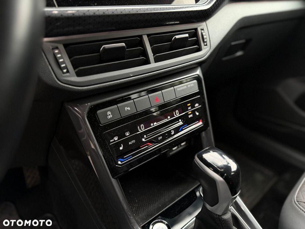 Volkswagen T-Cross 1.0 TSI Style DSG - 12