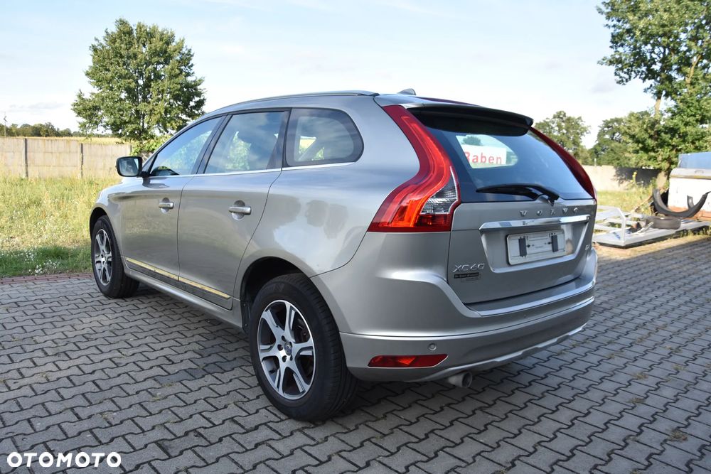 Volvo XC 60 D4 Summum - 4