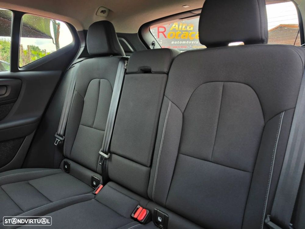 Volvo XC 40 T4 Recharge DKG Essential - 11