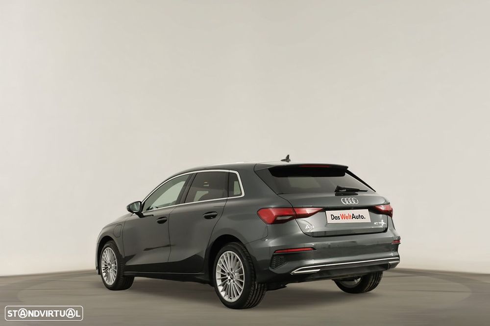 Audi A3 Sportback 40 TFSIe Advanced - 3