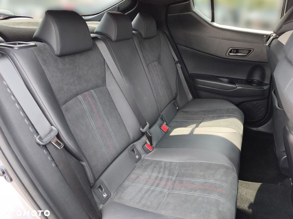 Toyota C-HR 2.0 Hybrid GR Sport - 12