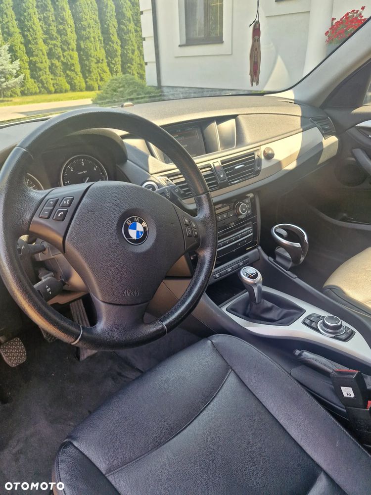 BMW X1 sDrive18d - 15